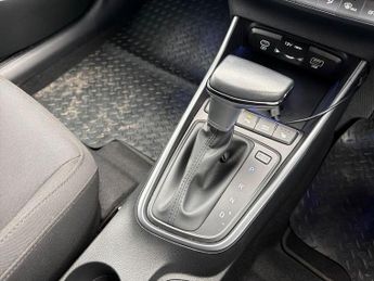 Hyundai BAYON 1.0 T-GDi Premium DCT Euro 6 (s/s) 5dr