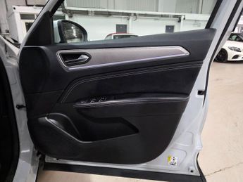 Renault Arkana 1.6 E-TECH techno Auto 2WD Euro 6 (s/s) 5dr