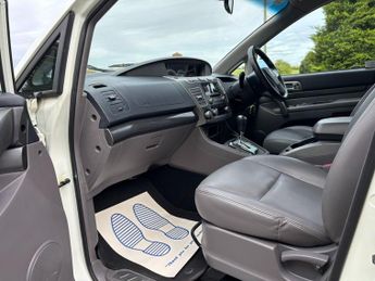 SsangYong Turismo 2.0 e-XDi ES T-Tronic Euro 5 5dr