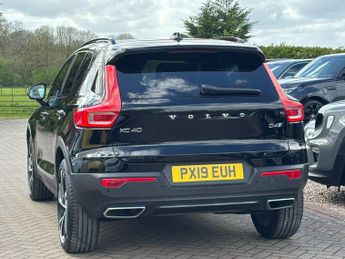 Volvo XC40 2.0 D4 R-Design Pro Auto AWD Euro 6 (s/s) 5dr