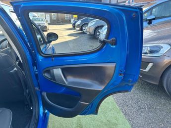 Peugeot 107 1.0 12V Active Euro 5 5dr