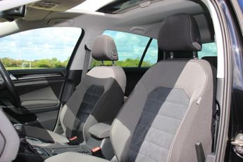 Volkswagen Golf 1.4 TSI BlueMotion Tech ACT GT Edition DSG Euro 6 (s/s) 5dr