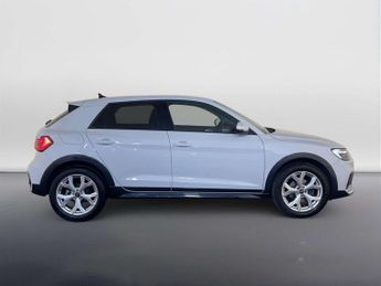 Audi A1 1.0 TFSI 30 Citycarver 5dr Petrol S Tronic Euro 6 (s/s) (110 ps)