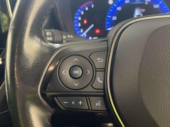 Toyota Corolla 1.8 VVT-h GPF Icon Tech Touring Sports 5dr Petrol Hybrid CVT Eur