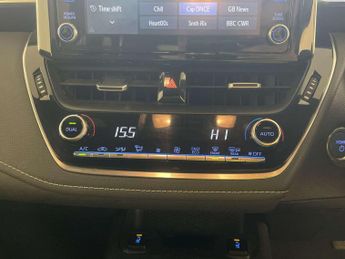 Toyota Corolla 1.8 VVT-h GPF Icon Tech Touring Sports 5dr Petrol Hybrid CVT Eur