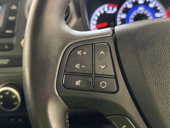 Hyundai i10 1.0 SE Hatchback 5dr Petrol Manual Euro 6 (67 ps)