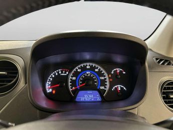 Hyundai i10 1.0 SE Hatchback 5dr Petrol Manual Euro 6 (67 ps)