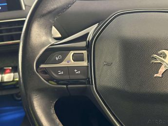 Peugeot 3008 1.2 PureTech Allure SUV 5dr Petrol Manual Euro 6 (s/s) (130 ps)