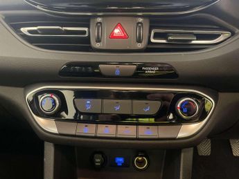 Hyundai i30 1.0 T-GDi MHEV SE Connect Tourer 5dr Petrol Hybrid Manual Euro 6