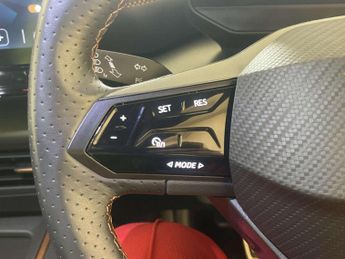 CUPRA Born 58kWh V2 Hatchback 5dr Electric Auto (204 ps)