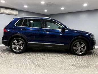 Volkswagen Tiguan 2.0 TDI BlueMotion Tech SEL DSG 4Motion Euro 6 (s/s) 5dr