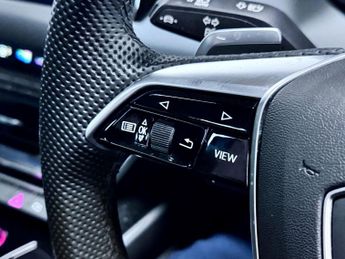 Audi e-tron GT 93.4kWh Saloon 4dr Electric Auto quattro (476 ps)