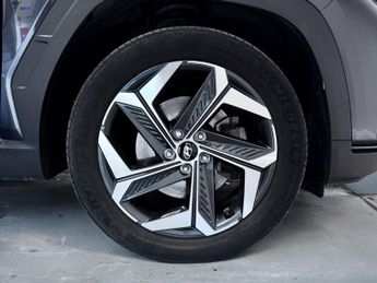 Hyundai TUCSONix35 TUCSON HEV ULTIMATE 230PS A/T 23