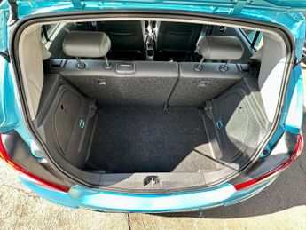 Vauxhall Corsa 1.4 16V SE Euro 5 5dr