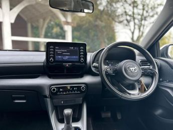 Toyota Yaris 1.5 VVT-h Icon E-CVT Euro 6 (s/s) 5dr