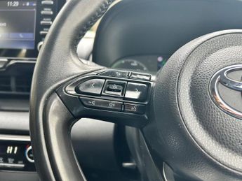 Toyota Yaris 1.5 VVT-h Icon E-CVT Euro 6 (s/s) 5dr