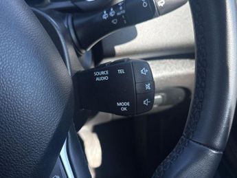 Renault Grand Scenic 1.7 Blue dCi Iconic MPV 5dr Diesel EDC Euro 6 (s/s) (120 ps)