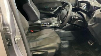 Peugeot 2008 1.2 PureTech Allure Premium + EAT Euro 6 (s/s) 5dr
