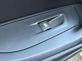Peugeot 2008 1.2 PureTech Allure Premium + EAT Euro 6 (s/s) 5dr