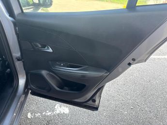 Peugeot 2008 1.2 PureTech Allure Premium + EAT Euro 6 (s/s) 5dr