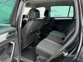 Volkswagen Tiguan 2.0 TDI SE Navigation DSG 4Motion Euro 6 (s/s) 5dr