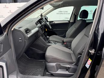 Volkswagen Tiguan 2.0 TDI SE Navigation DSG 4Motion Euro 6 (s/s) 5dr