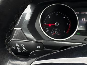 Volkswagen Tiguan 2.0 TDI SE Navigation DSG 4Motion Euro 6 (s/s) 5dr