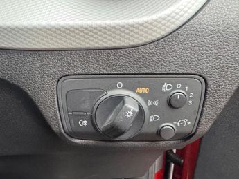 Audi Q2 1.4 TFSI CoD SE S Tronic Euro 6 (s/s) 5dr