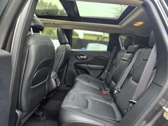 JEEP CHEROKEE 2.2 Cherokee 75 Anniversary MultiJet II 4x4 Auto 4WD 5dr
