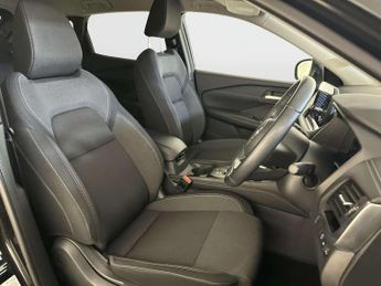 Nissan Qashqai 1.3 DIG-T MHEV N-Connecta SUV 5dr Petrol Hybrid Manual Euro 6 (s