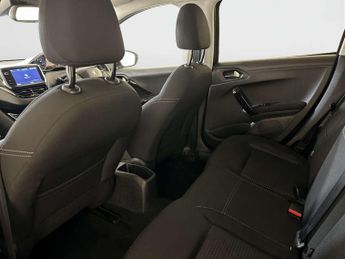 Peugeot 208 1.2 PureTech Tech Edition Hatchback 5dr Petrol Manual Euro 6 (s/