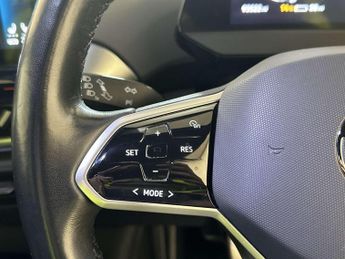 Volkswagen ID.4 Pro Performance 77kWh 1ST Edition SUV 5dr Electric Auto (204 ps)