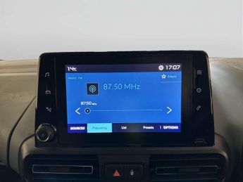 Citroen e-Berlingo 50kWh Flair XTR M MPV 5dr Electric Auto (7.4kW Charger) (136 ps)