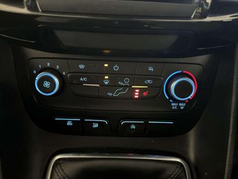 Ford Transit Connect 1.5 240 EcoBlue Limited Panel Van 5dr Diesel Manual L1 Euro 6 (s