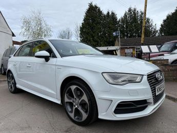 Audi A3 1.4 TFSI e-tron Sportback e-S Tronic Euro 6 5dr 8.8kWh