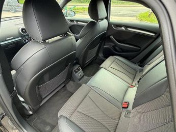 Audi A3 1.5 TFSI CoD 35 S line Sportback 5dr Petrol S Tronic Euro 6 (s/s