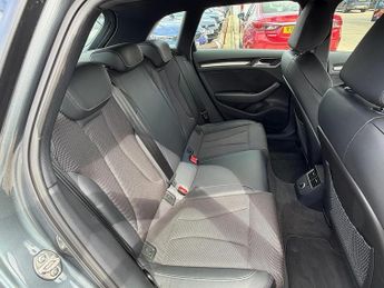 Audi A3 1.5 TFSI CoD 35 S line Sportback 5dr Petrol S Tronic Euro 6 (s/s