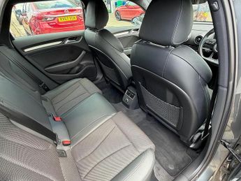 Audi A3 1.5 TFSI CoD 35 S line Sportback 5dr Petrol S Tronic Euro 6 (s/s