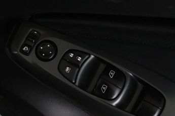 Nissan Juke 1.0 DIG-T N-Connecta DCT Auto Euro 6 (s/s) 5dr
