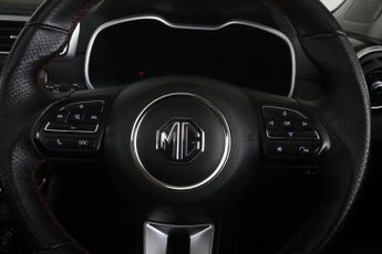 MG MG ZS 51.1kWh Trophy Auto 5dr