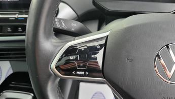Volkswagen ID.5 Pro Performance 77kWh Style Auto 5dr