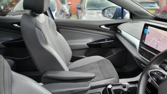 Volkswagen ID.5 Pro 77kWh Style Auto 5dr