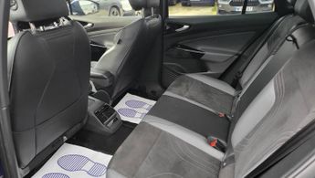 Volkswagen ID.5 Pro 77kWh Style Auto 5dr