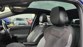 Volkswagen ID.5 Pro 77kWh Style Auto 5dr