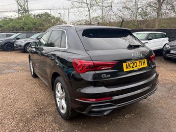 Audi Q3 1.5 TFSI CoD 35 S line S Tronic Euro 6 (s/s) 5dr