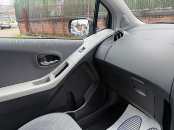 Toyota Yaris 1.33 Dual VVT-i TR MultiMode Euro 4 (s/s) 5dr