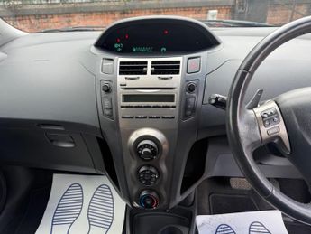 Toyota Yaris 1.33 Dual VVT-i TR MultiMode Euro 4 (s/s) 5dr
