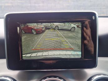 Mercedes-Benz GLA 2.1 GLA200 CDI AMG Line 7G-DCT Euro 6 (s/s) 5dr