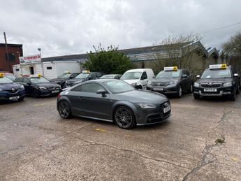 Audi TT 2.0 TDI Black Edition S Tronic quattro Euro 5 3dr