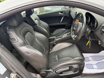 Audi TT 2.0 TDI Black Edition S Tronic quattro Euro 5 3dr